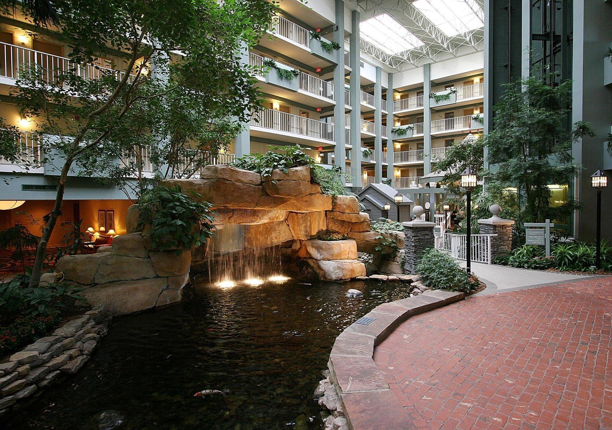 Embassy Suites Pittsburgh - International Airport Coraopolis Exterior foto