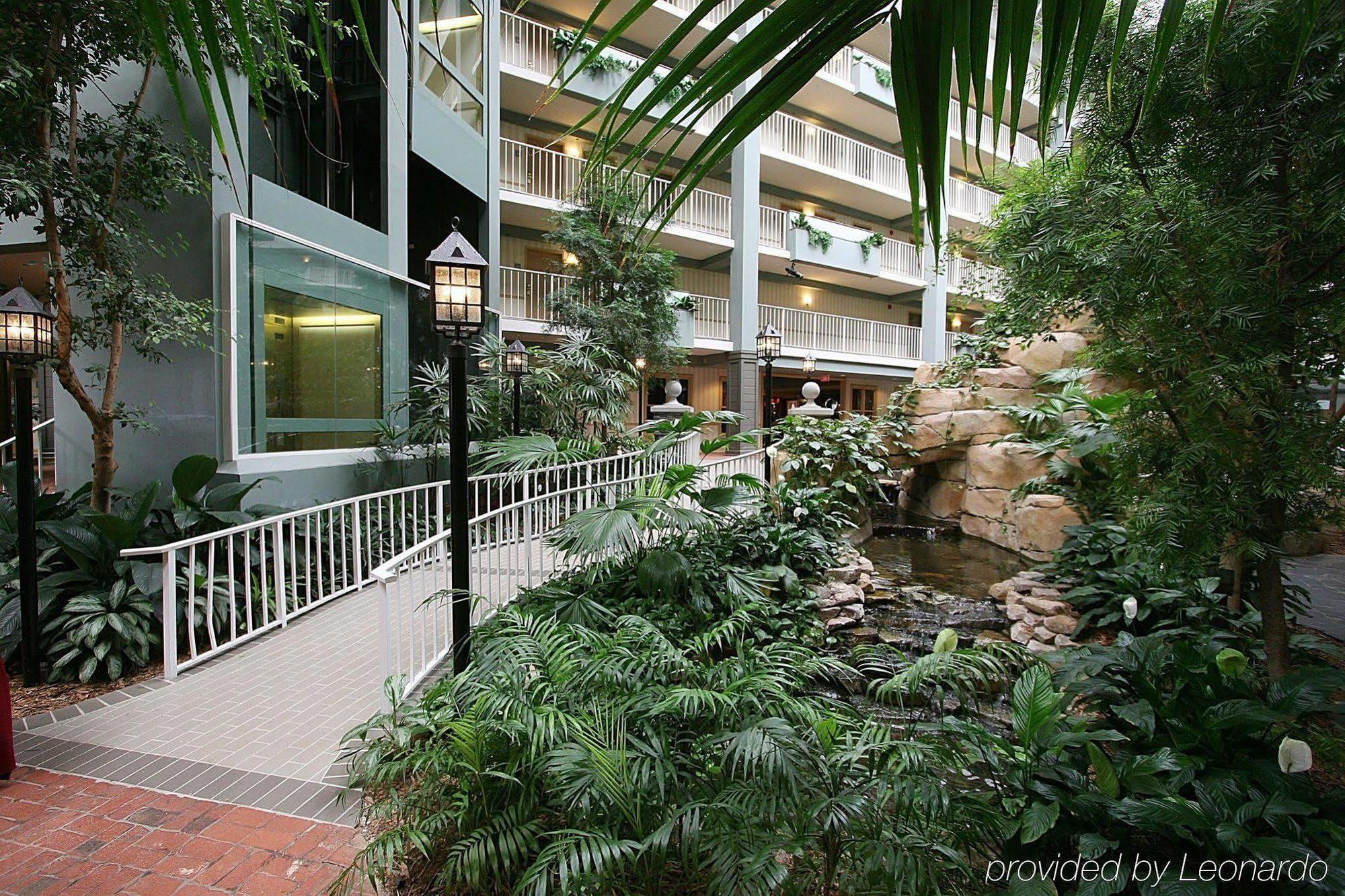 Embassy Suites Pittsburgh - International Airport Coraopolis Exterior foto