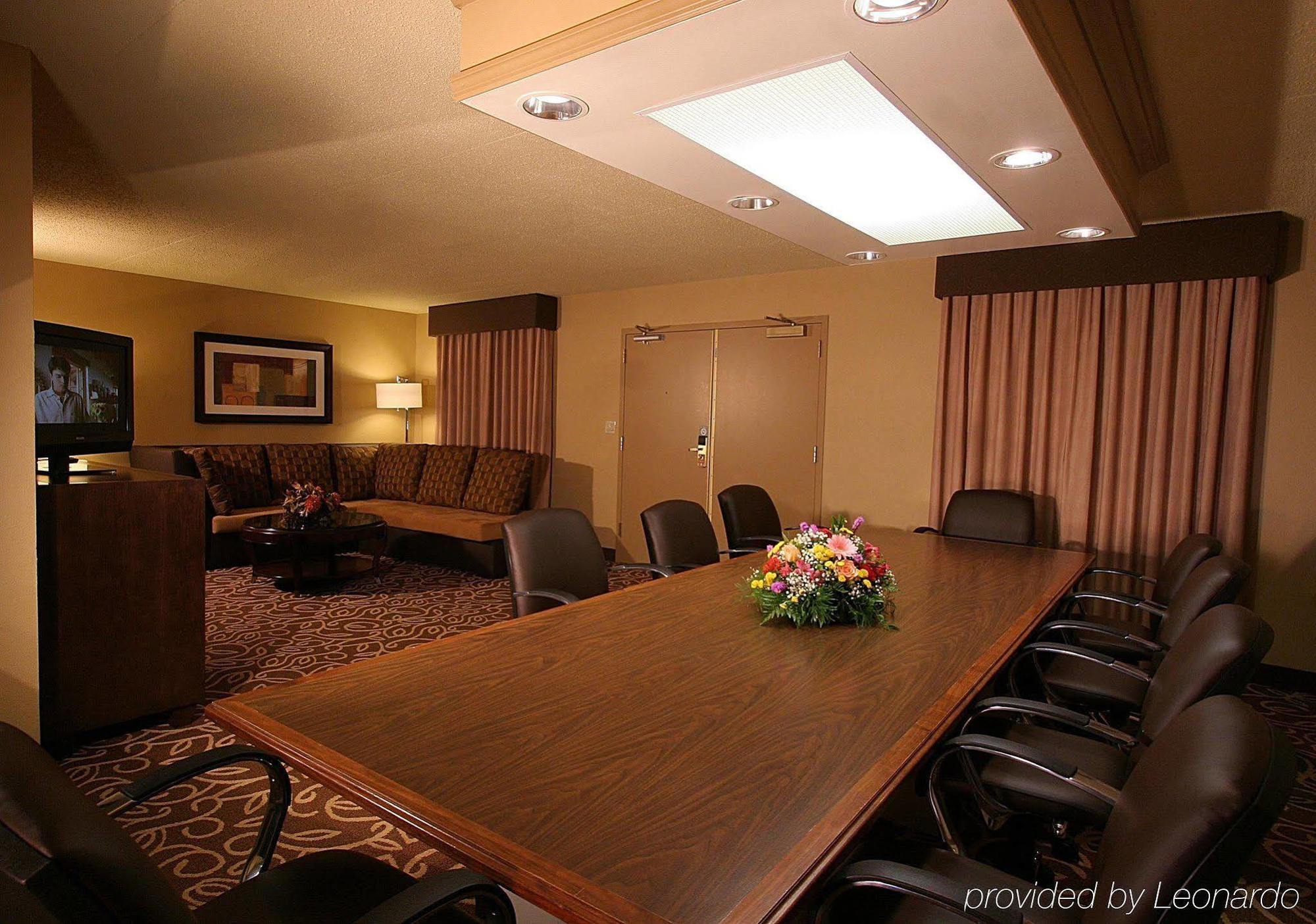 Embassy Suites Pittsburgh - International Airport Coraopolis Zimmer foto